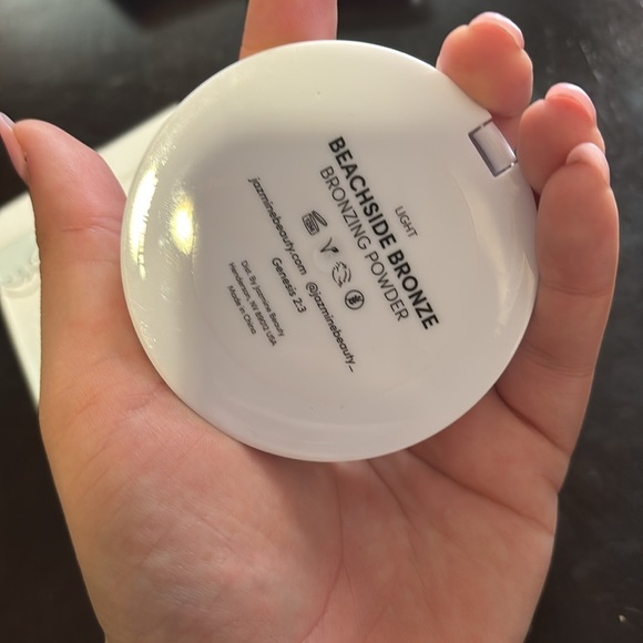 Bronzer - Picture 4 of 4